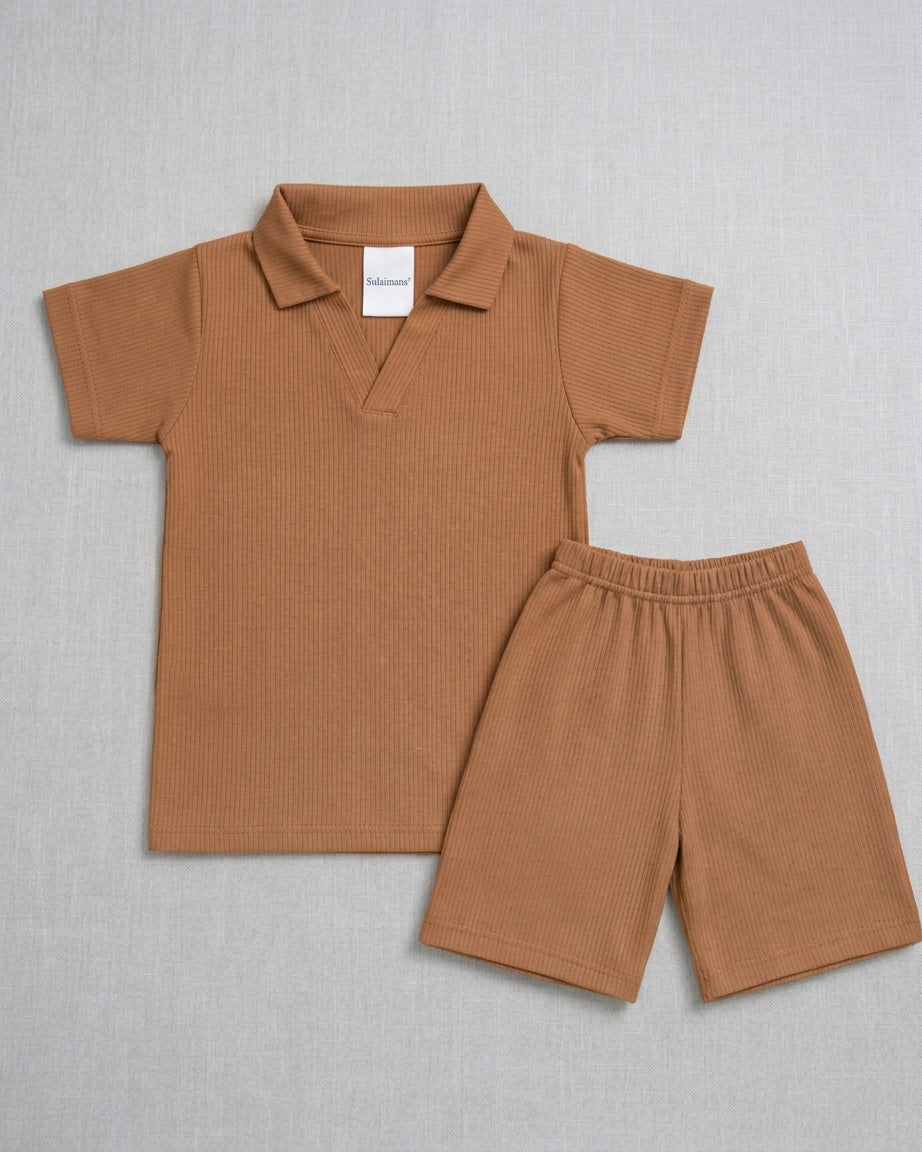 V Neck - Shirt & Shorts - Brown
